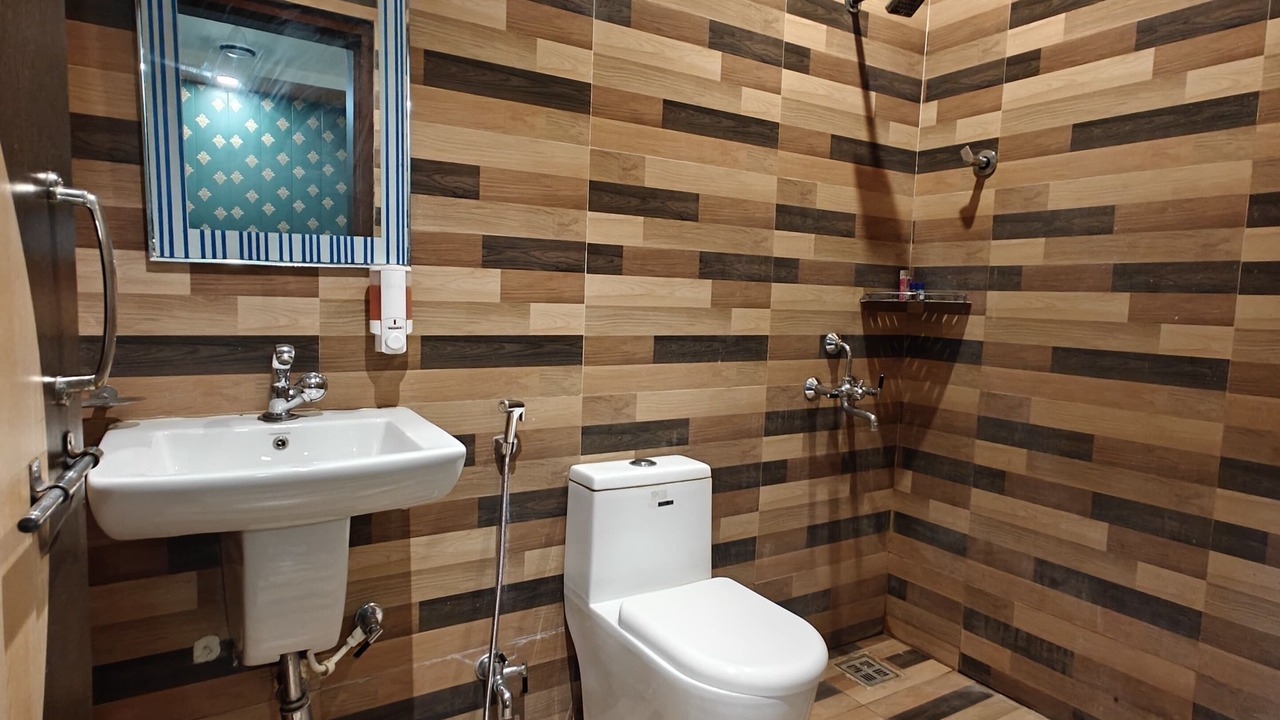 Photo of Bathroom in Raebareli