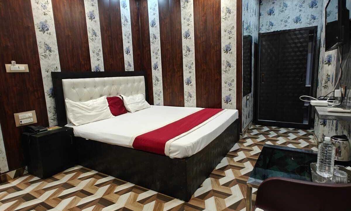 Photo of Bedroom in Raebareli