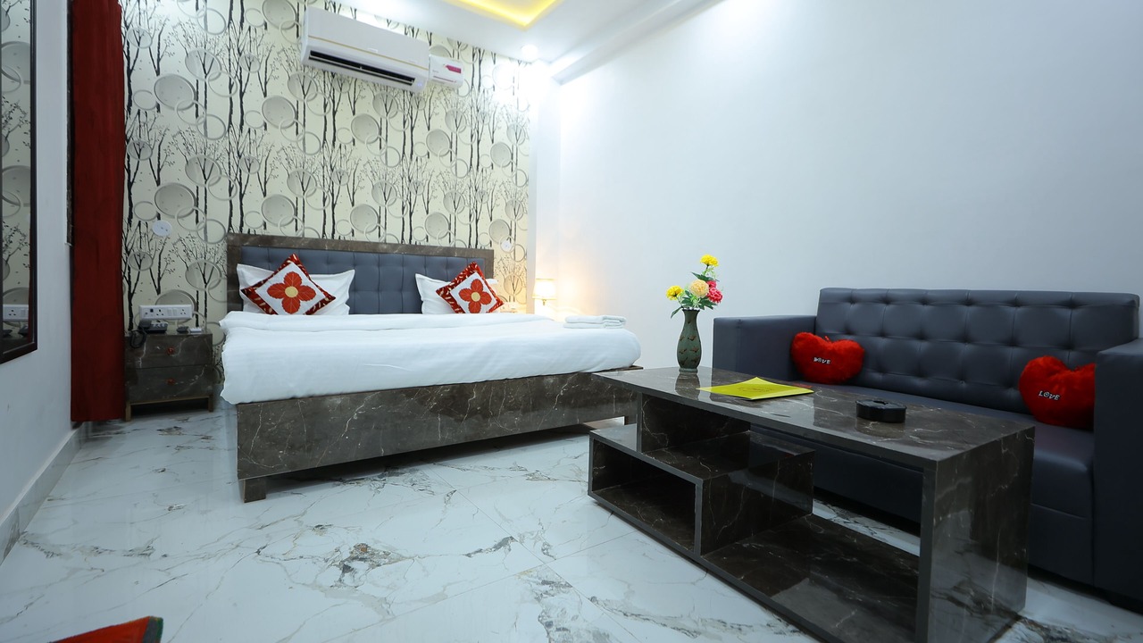 Photo of Bedroom in Bareilly
