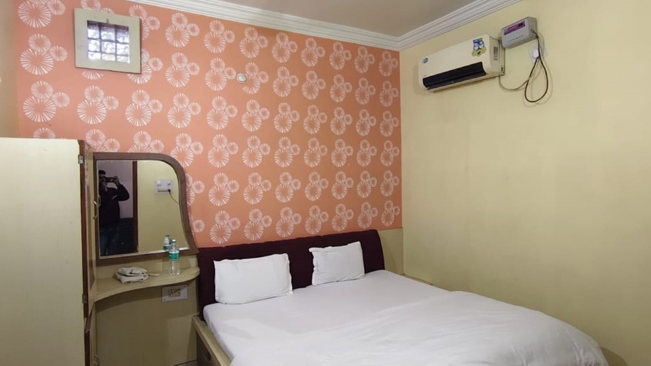 Photo of Bedroom in Bareilly
