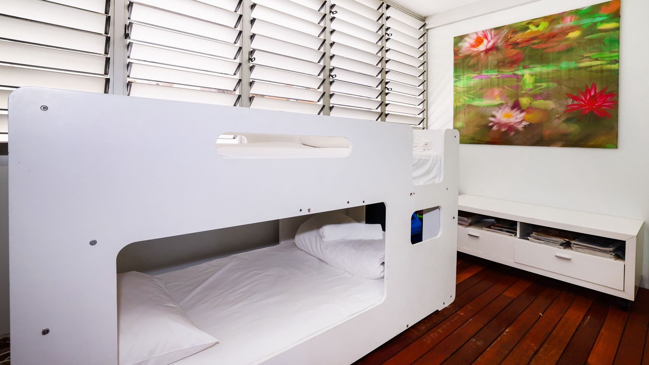 Photo of Bedroom in Nelly Bay