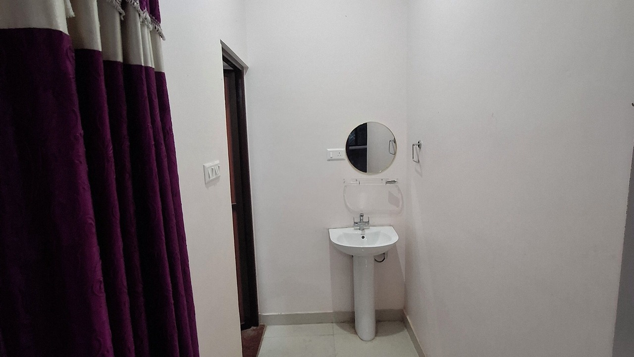 Photo of Bathroom in Varanasi