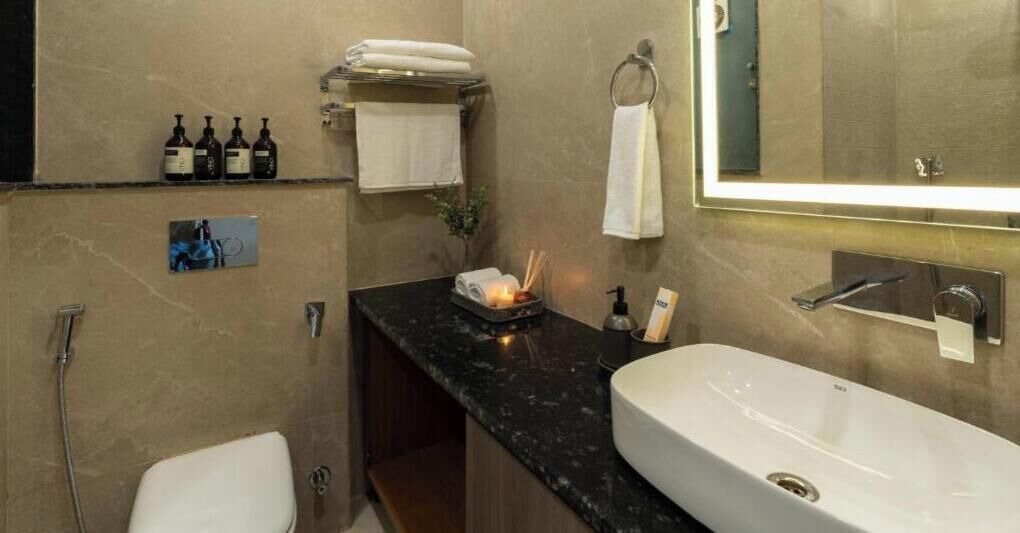 Photo of Bathroom in DLF Phase 3
