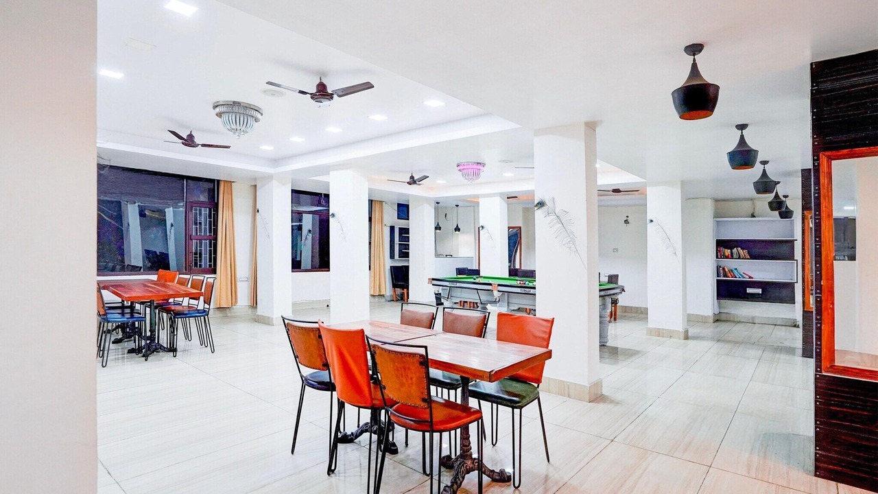 Photo of Livingroom in The Mall Road