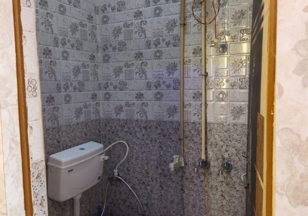 Photo of Bathroom in Basai