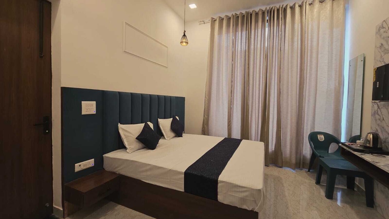 Photo of Bedroom in Agra