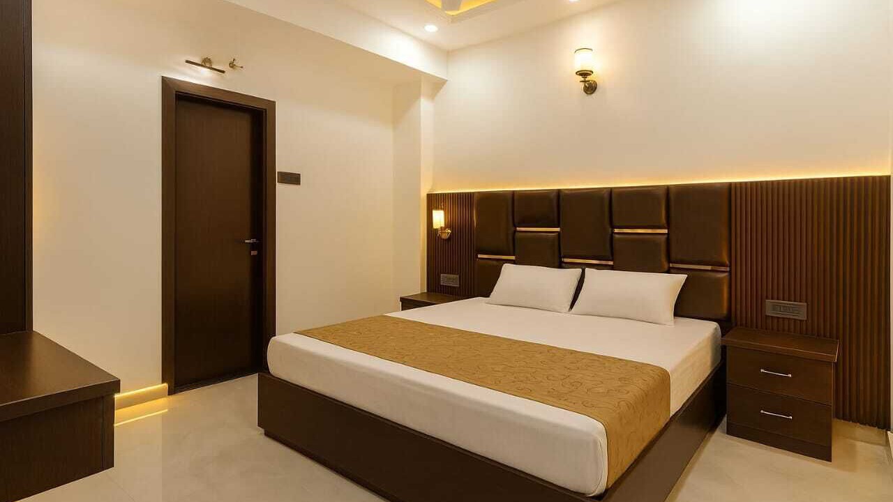 Photo of Bedroom in Taj Ganj