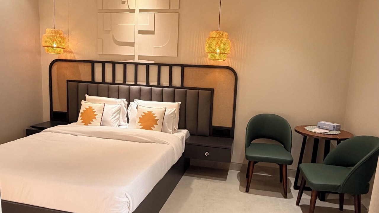 Photo of Bedroom in Taj Ganj