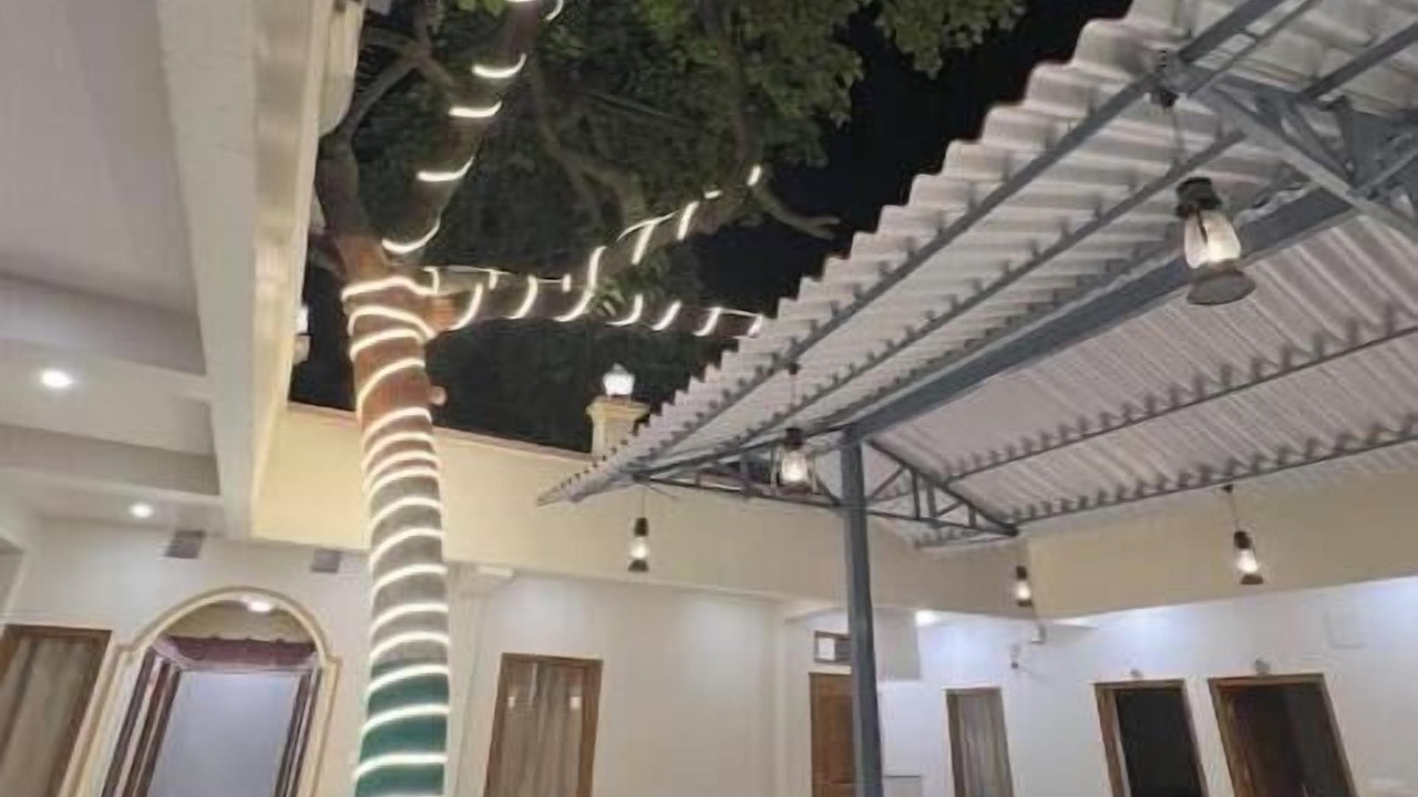 Photo of Patio Balcony in Varanasi