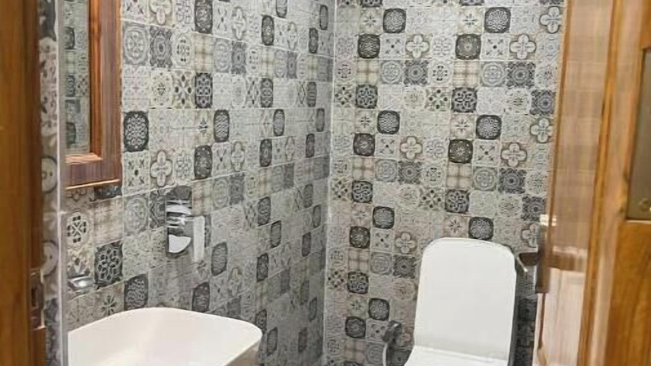 Photo of Bathroom in Varanasi