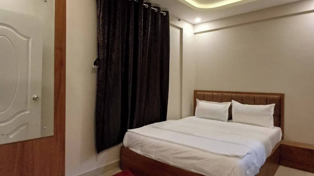 Photo of Bedroom in Kalaburagi