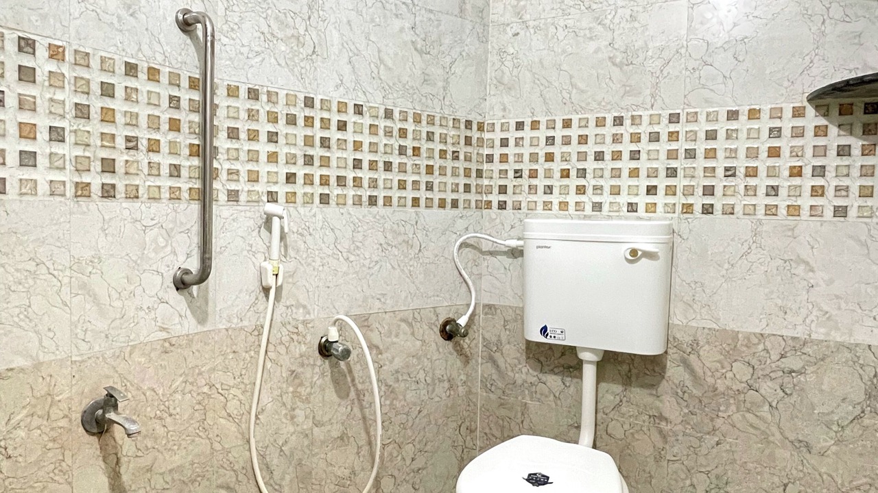 Photo of Bathroom in Tiruvannamalai
