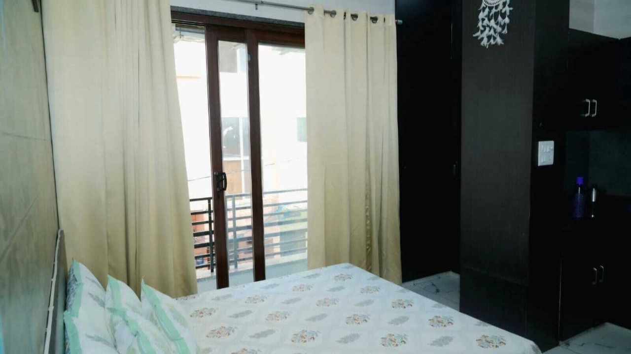 Photo of Bedroom in Vaishali Nagar