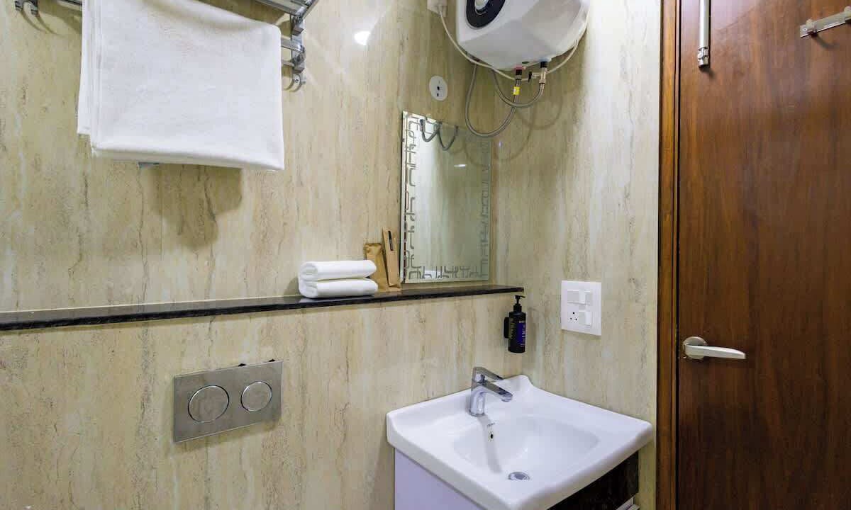 Photo of Bathroom in Tonk Road