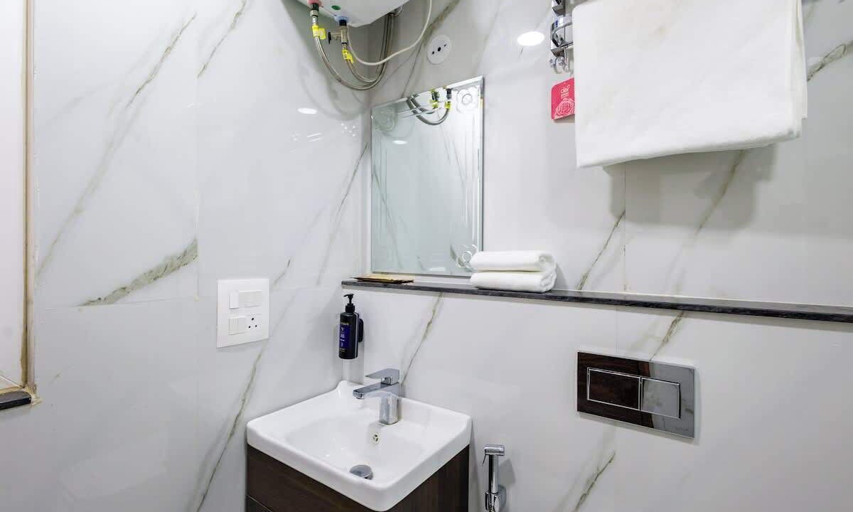 Photo of Bathroom in Tonk Road