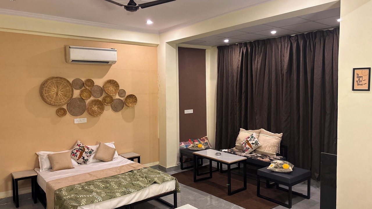 Photo of Bedroom in Mansarovar