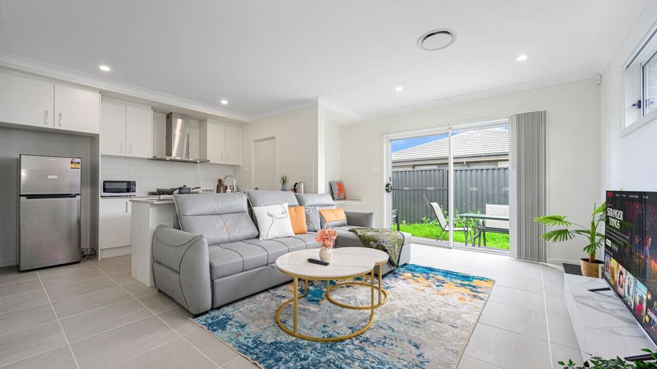 Photo of Livingroom in Denham Court