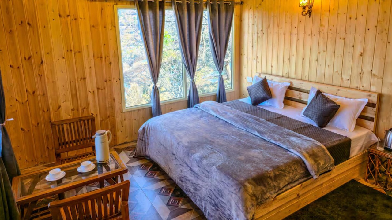 Photo of Bedroom in Tehri Range