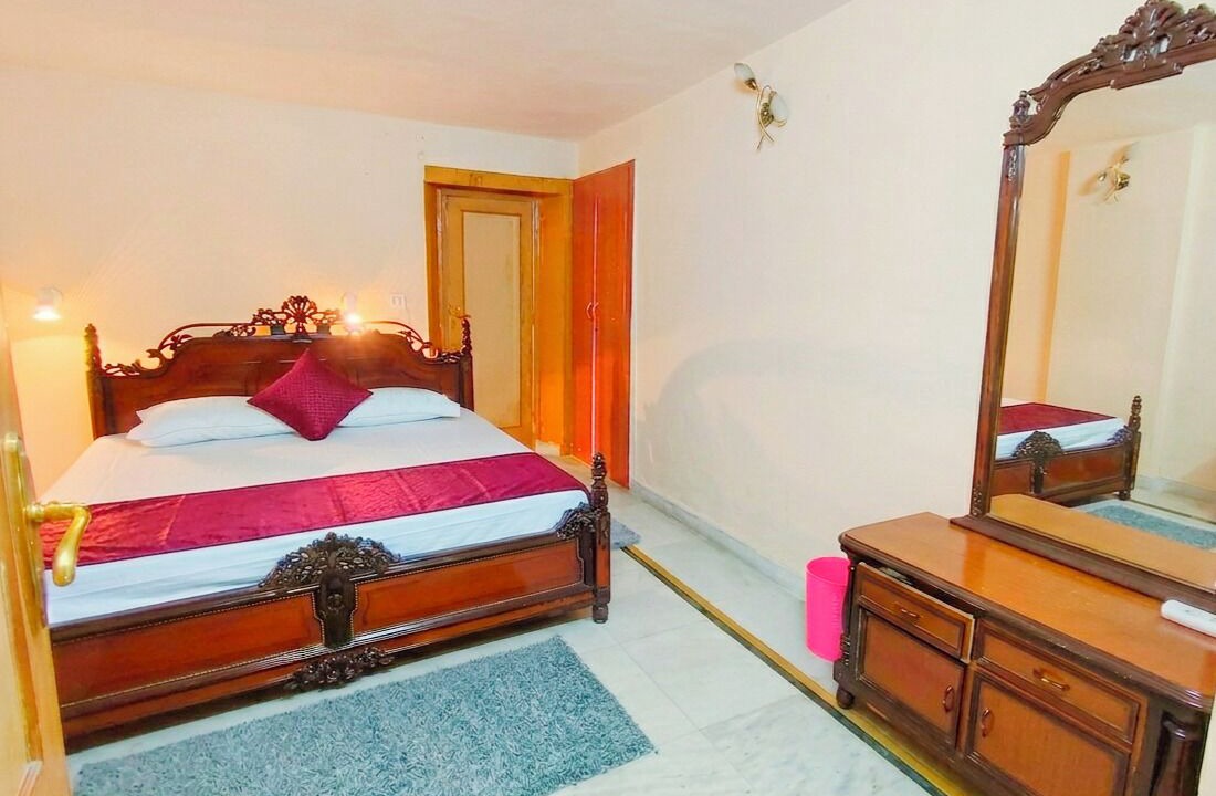 Photo of Bedroom in The Mall Road
