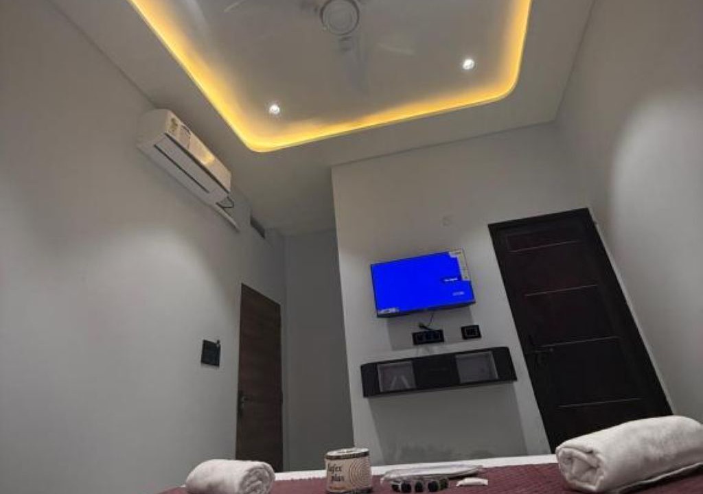 Photo of Bedroom in Chandauli
