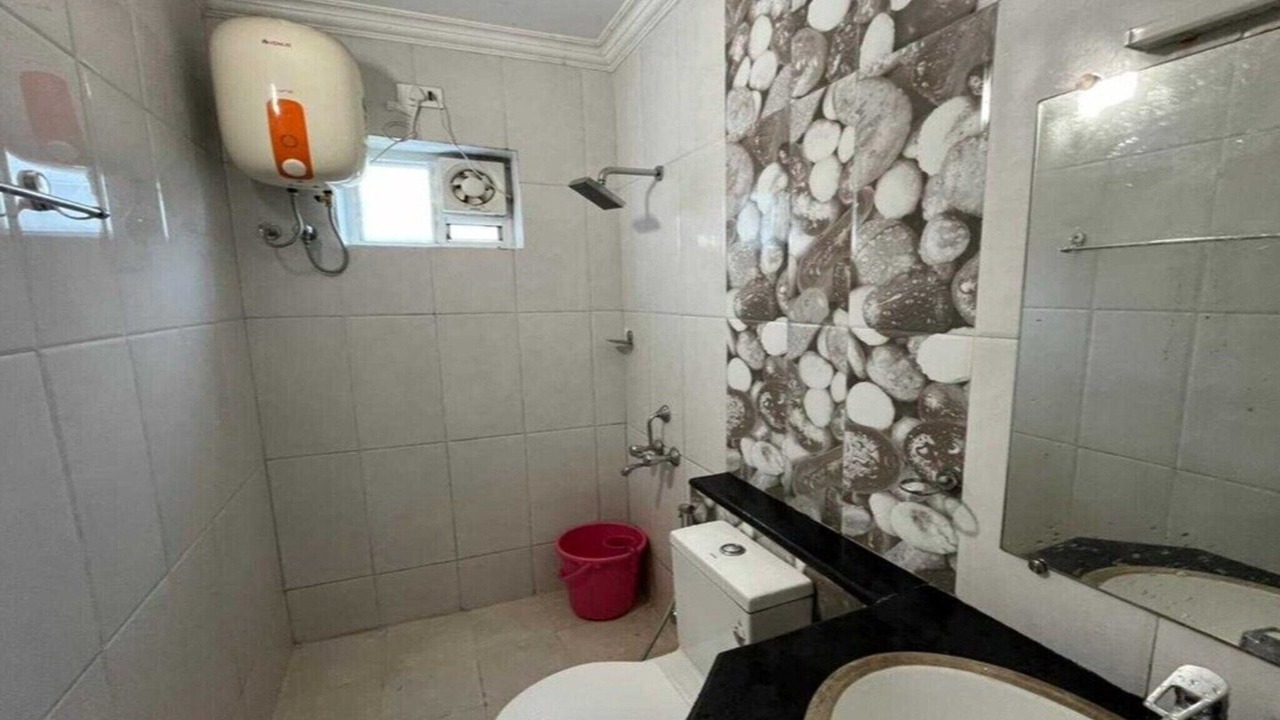 Photo of Bathroom in Gummidipundi