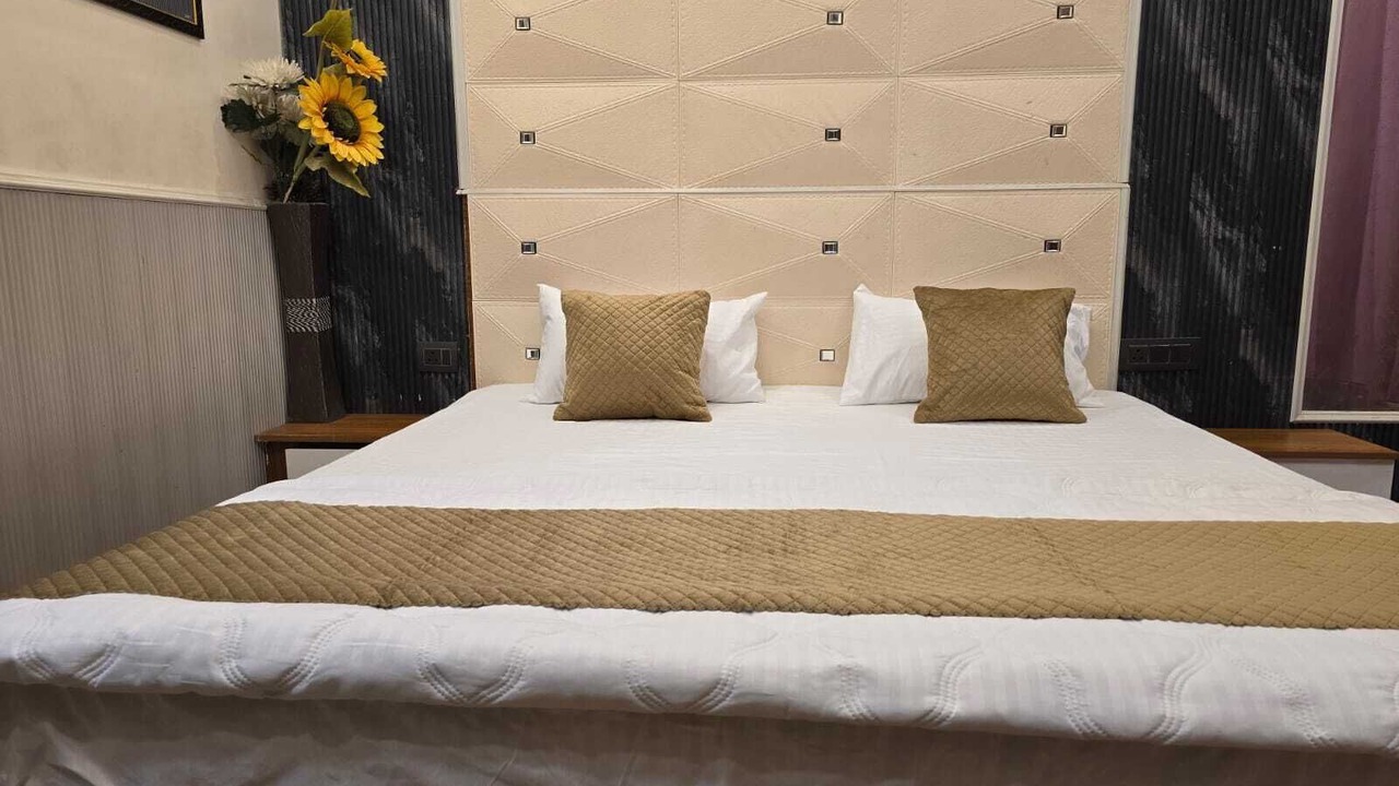 Photo of Bedroom in Greater Noida