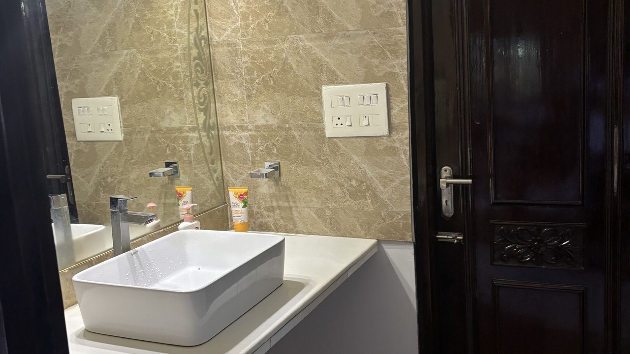 Photo of Bathroom in Rau