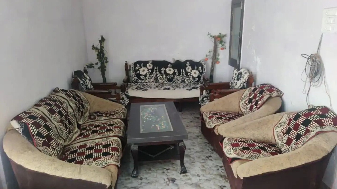 Photo of Livingroom in Varanasi