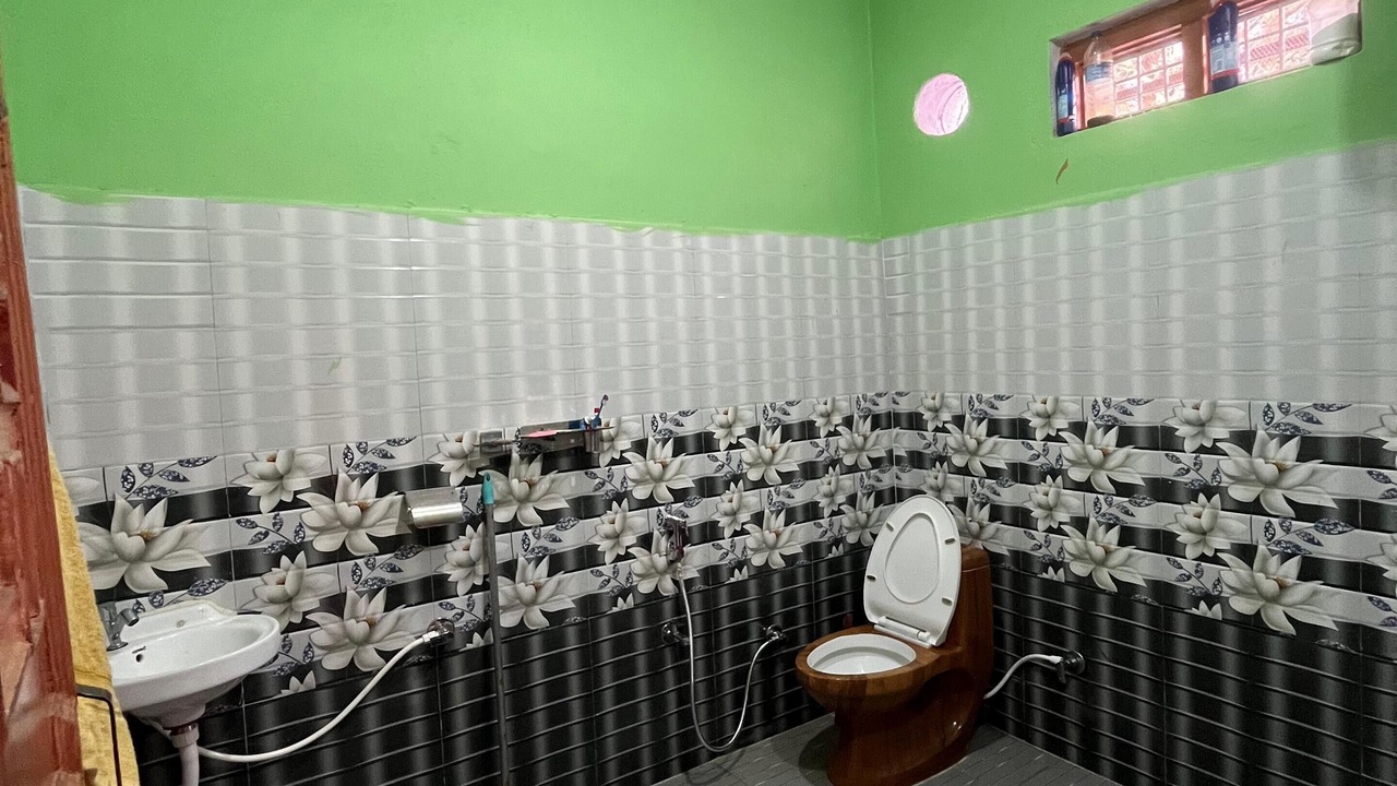 Photo of Bathroom in Dugalbitta