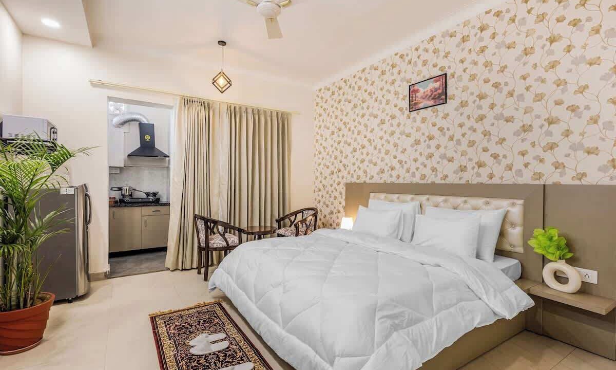 Photo of Bedroom in Sector 40