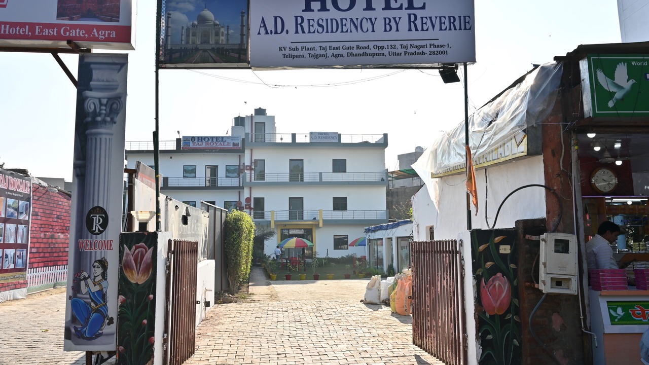 Photo of Others in Agra