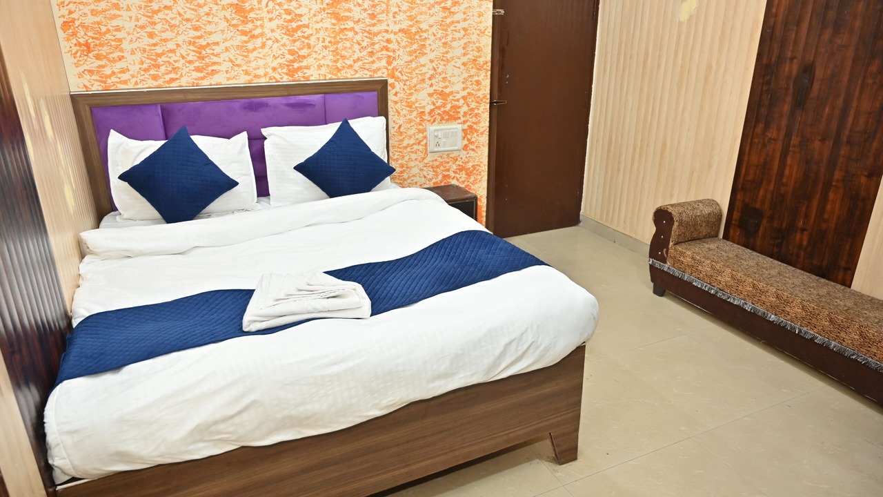 Photo of Bedroom in Agra