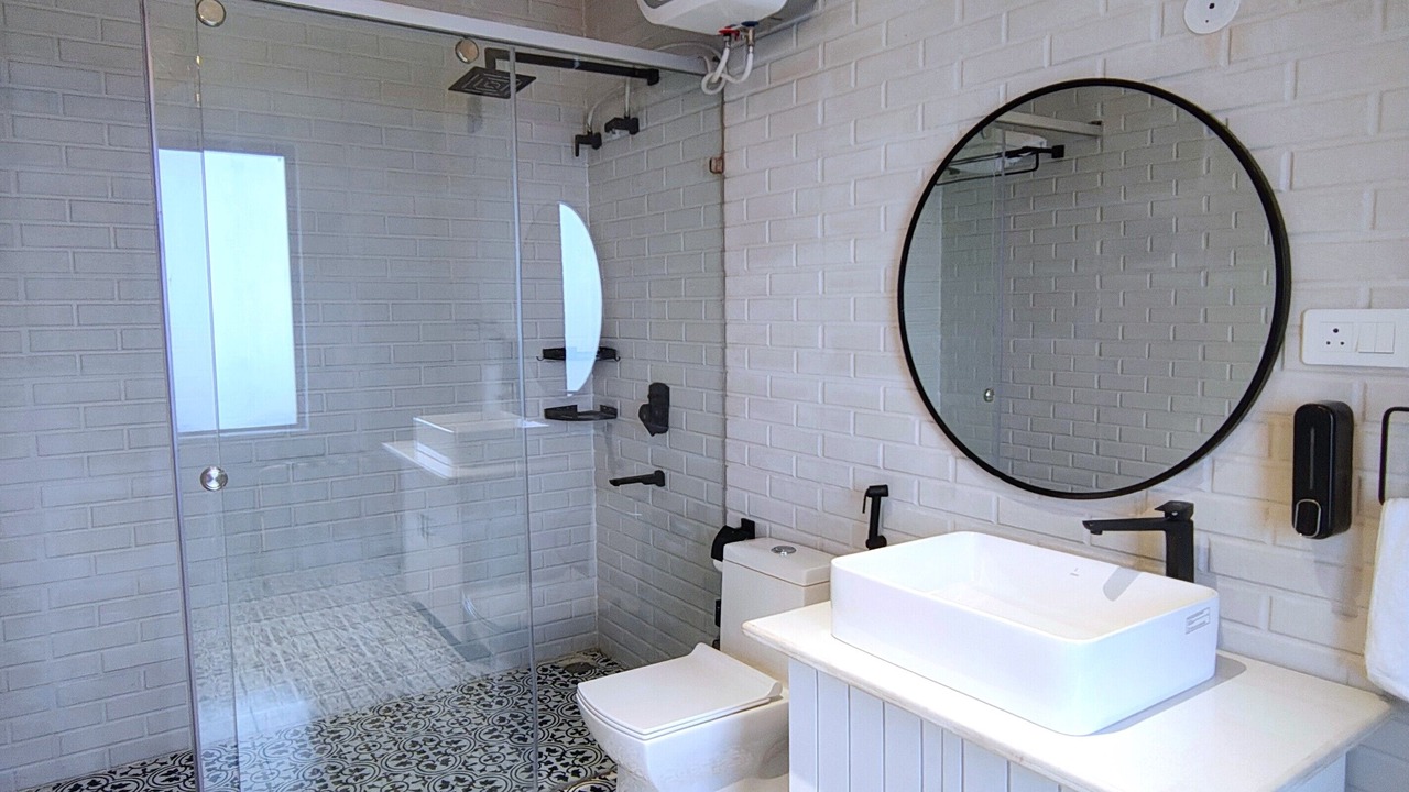 Photo of Bathroom in Tehri