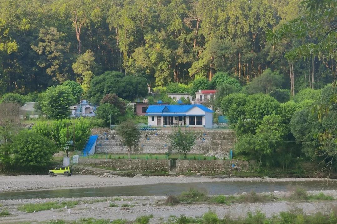 Photo of Others in Lansdowne