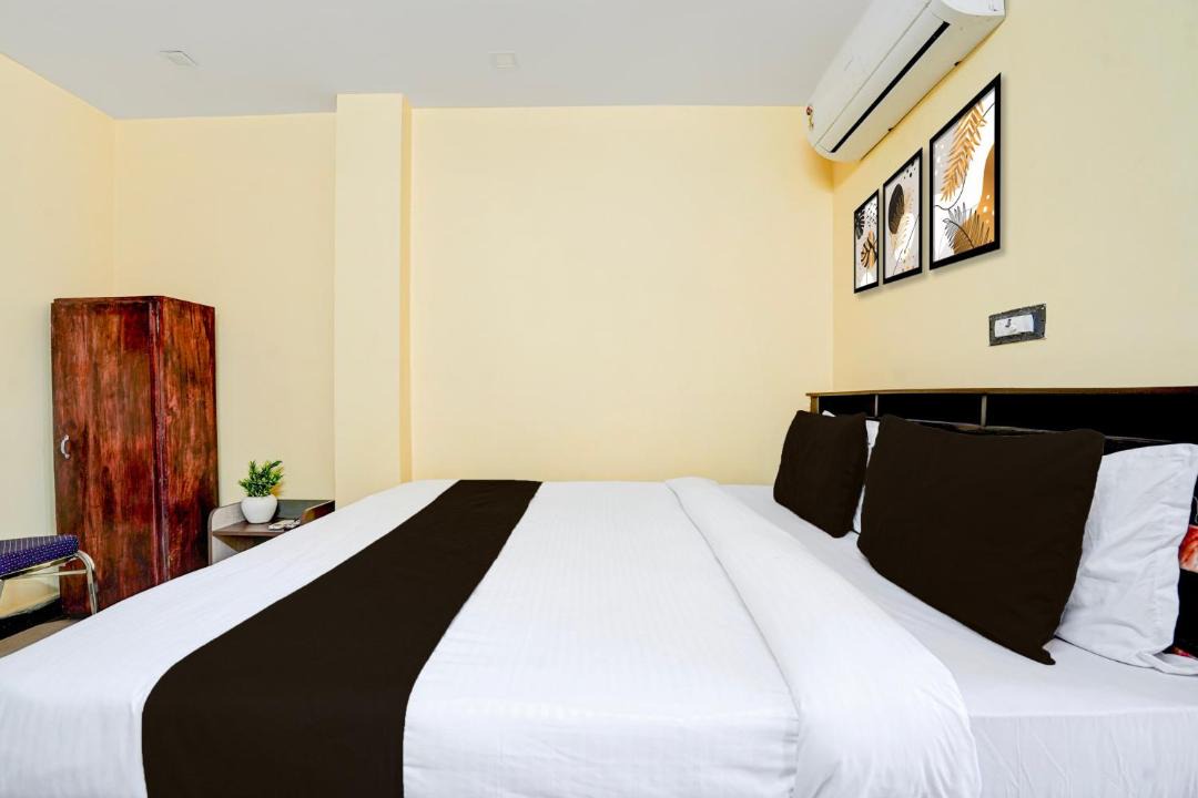 Photo of Bedroom in Annavaram