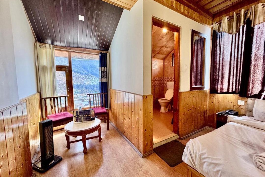 Photo of Others in Old Manali