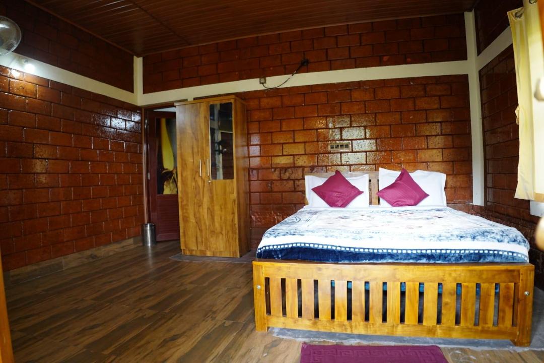 Photo of Bedroom in Ponnampet