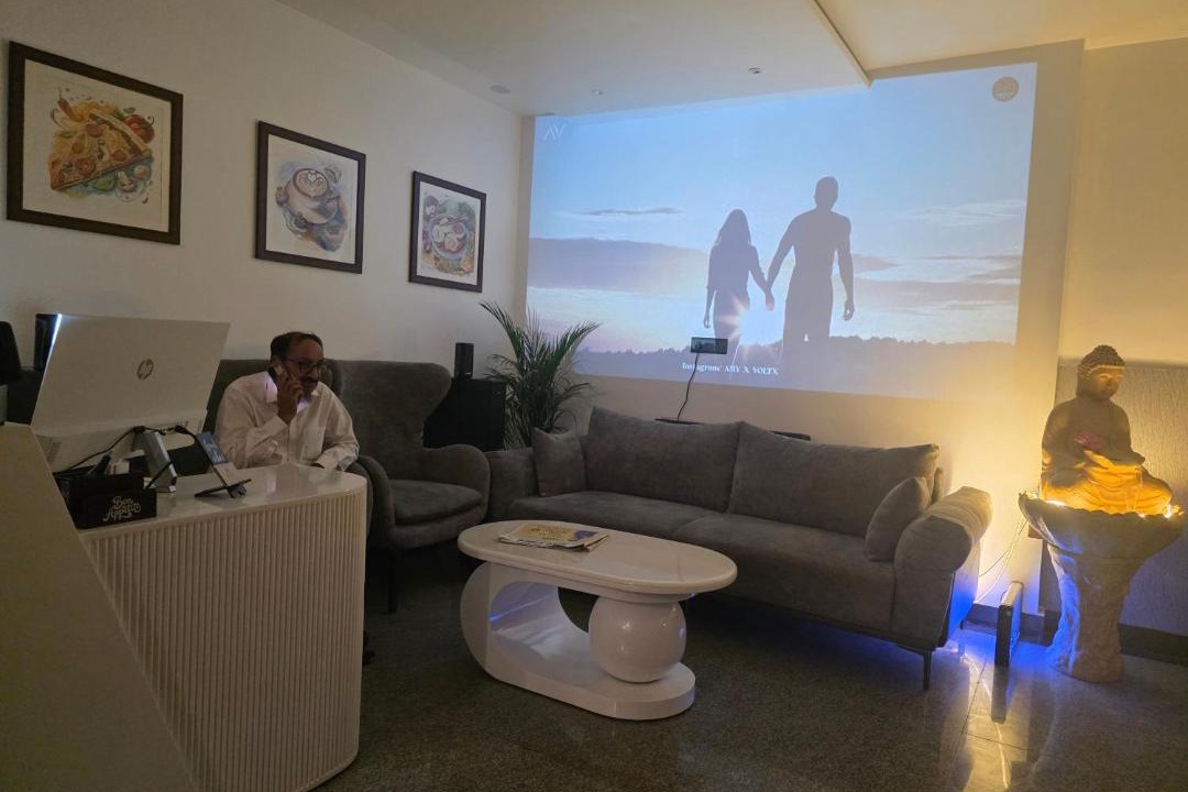 Photo of Livingroom in Almora