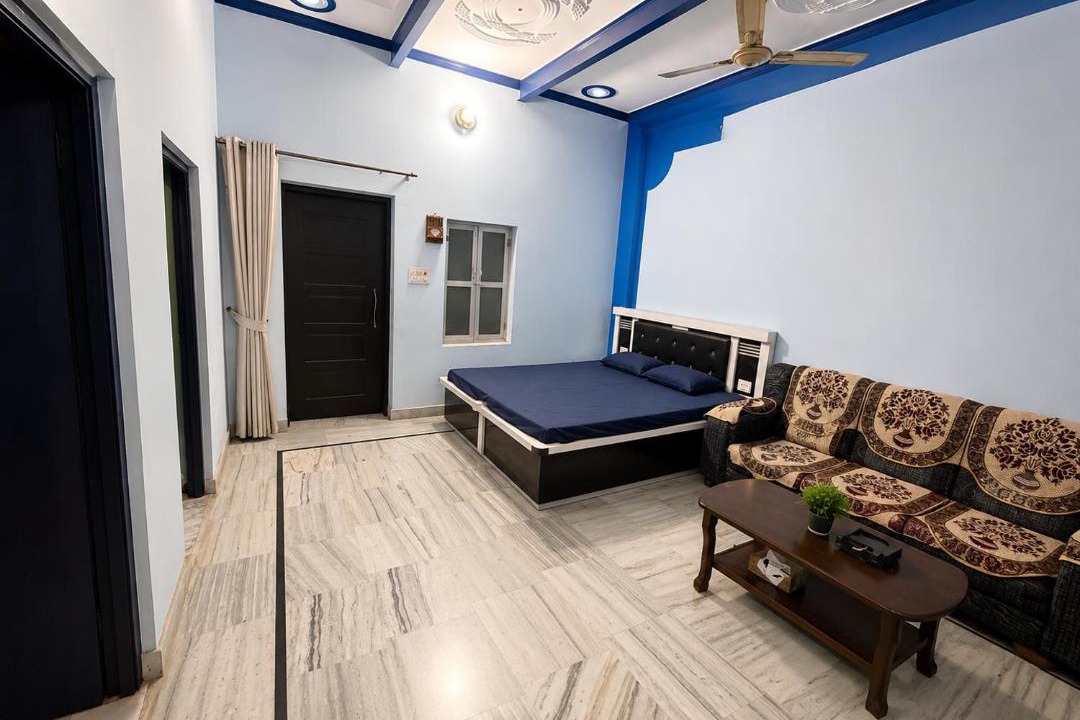 Photo of Bedroom in Bhadra