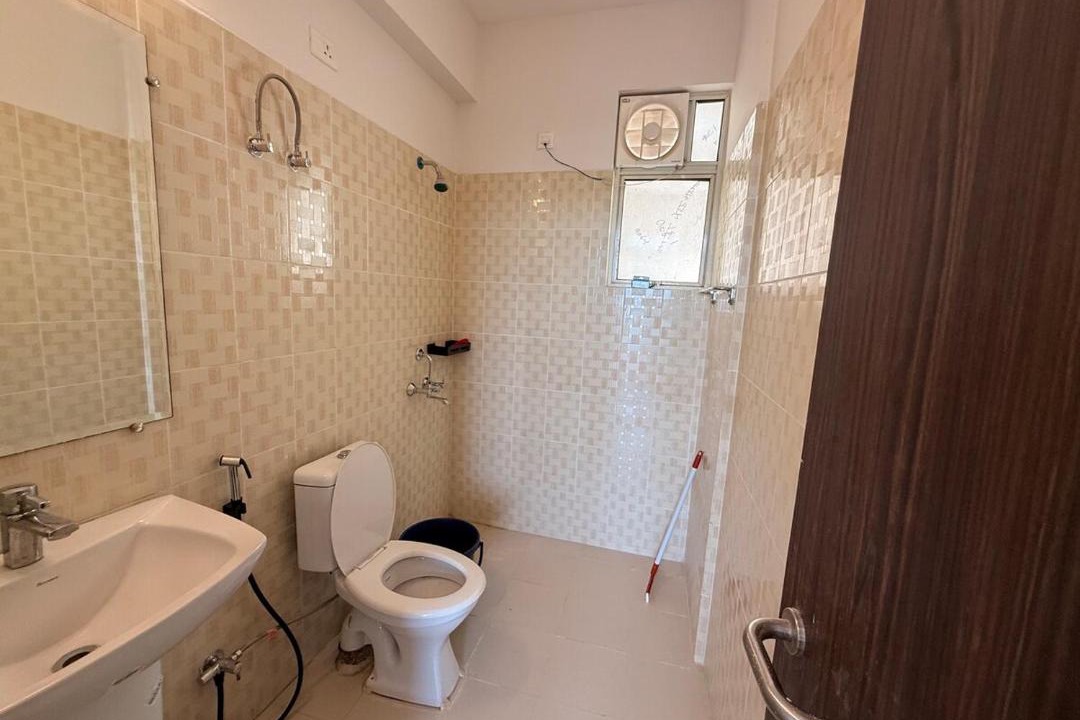 Photo of Bathroom in Taj Ganj