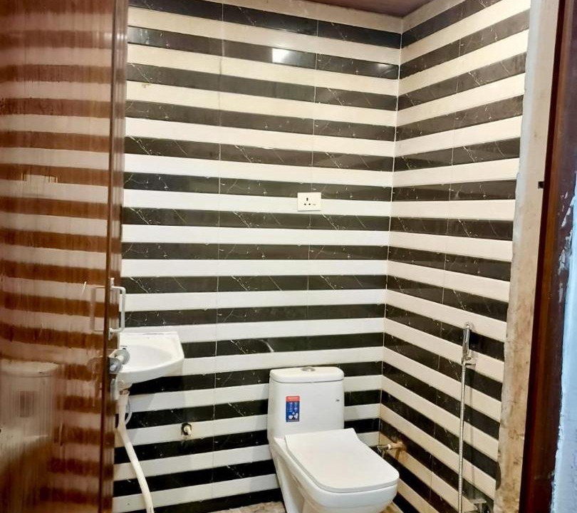 Photo of Bathroom in Auli