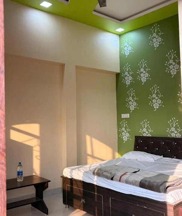 Photo of Bedroom in Orai