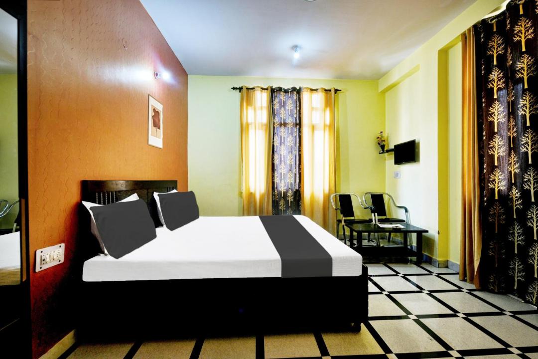 Photo of Bedroom in New Manali