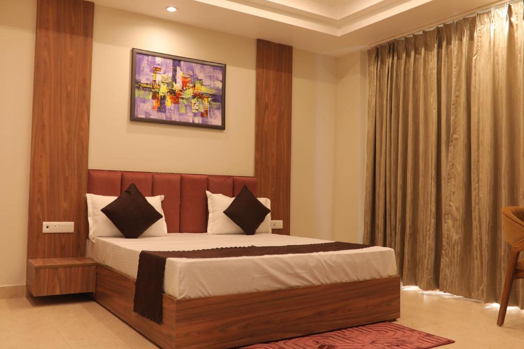 Photo of Bedroom in Etah