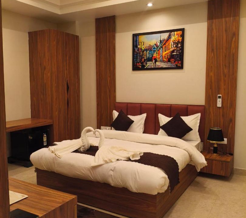 Photo of Bedroom in Etah