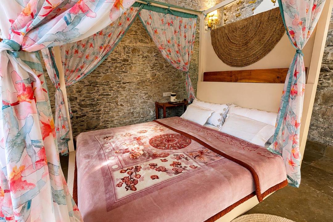 Photo of Bedroom in Lansdowne