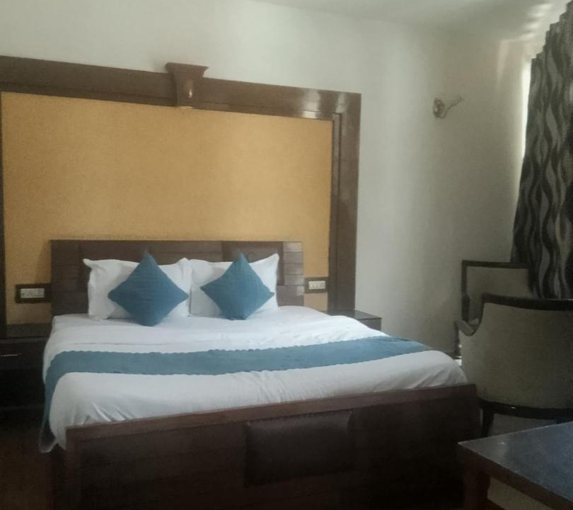 Photo of Bedroom in New Manali