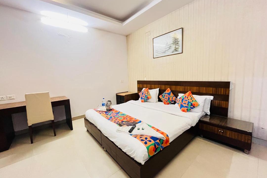 Photo of Bedroom in Kalkaji