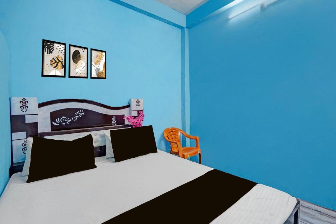 Photo of Bedroom in Malihabad