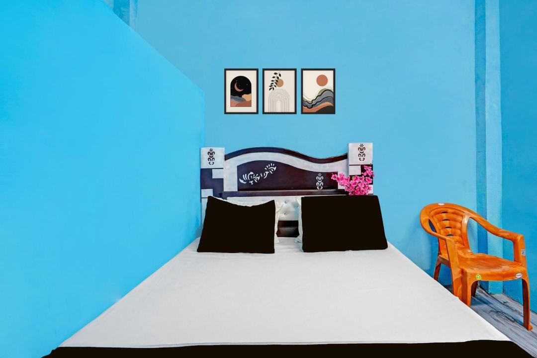 Photo of Bedroom in Malihabad